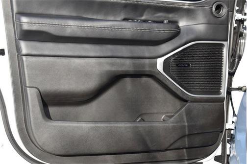 2025 Jeep Wagoneer L Series II Carbide 4x4