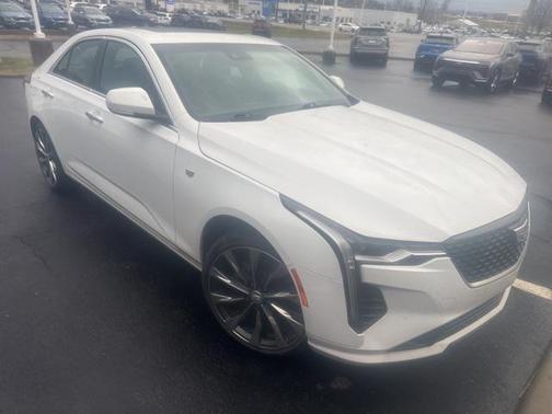 2023 Cadillac CT4 Luxury