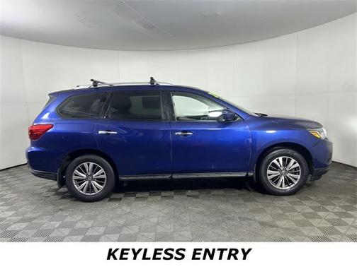 2020 Nissan Pathfinder S 4WD