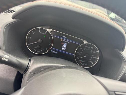 2022 Nissan Altima SR FWD