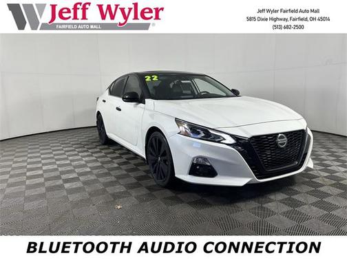 2022 Nissan Altima SR FWD