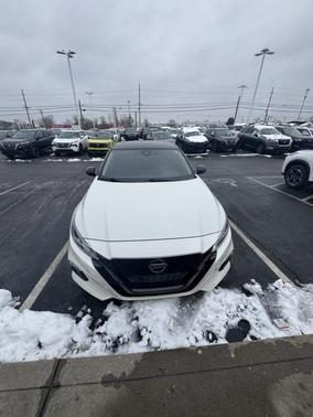 2022 Nissan Altima SR FWD