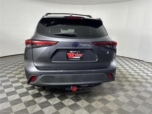 2021 Toyota Highlander Hybrid XLE