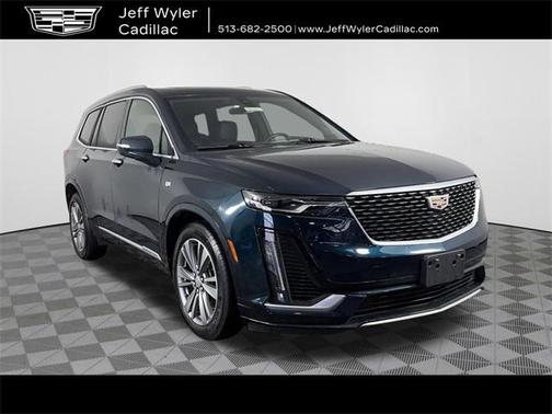 2025 Cadillac XT6 Premium Luxury AWD