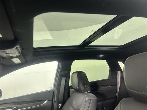 2022 Cadillac XT5 Sport