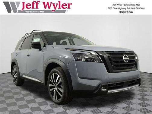 2025 Nissan Pathfinder Platinum 4WD
