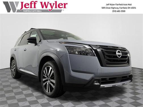 2025 Nissan Pathfinder Platinum 4WD