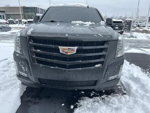 2016 Cadillac Escalade Luxury