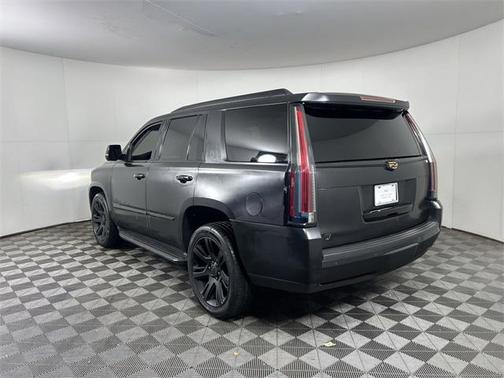 2016 Cadillac Escalade Luxury