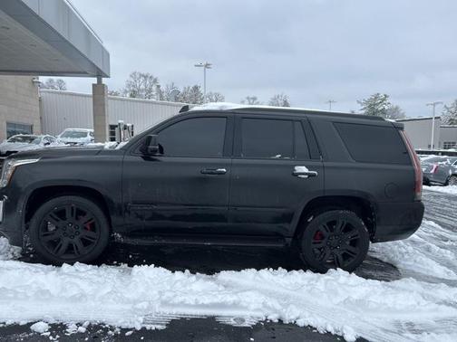 2016 Cadillac Escalade Luxury