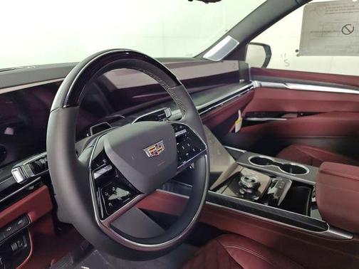 Vibrant White Tricoat 2026 Cadillac Escalade Luxury