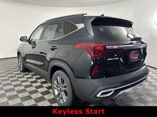 2023 Kia Seltos S