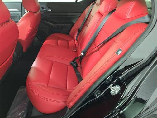 2025 Nissan Altima SR FWD