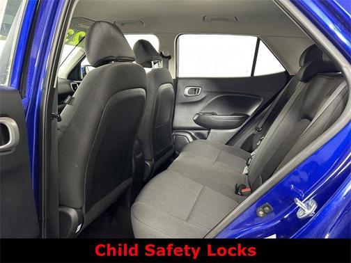 2023 Hyundai VENUE SE