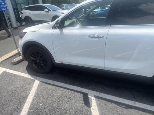 2020 Kia Sorento S