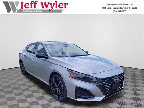 2025 Nissan Altima SR AWD