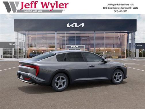 2025 Kia K4 LXS