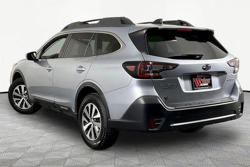 Ice Silver Metallic 2021 Subaru Outback Premium