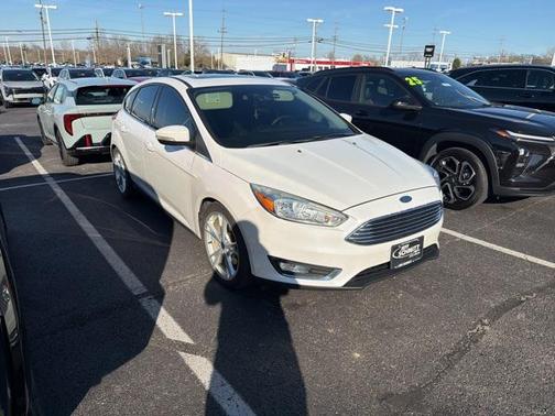 White Platinum Metallic Tri-Coat 2015 Ford Focus Titanium