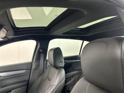 2022 Cadillac CT5 Premium Luxury RWD