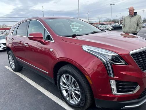 2020 Cadillac XT5 Premium Luxury