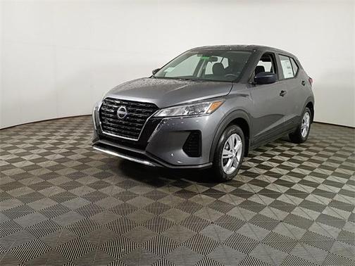 2025 Nissan Kicks S