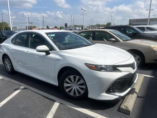 2020 Toyota Camry LE
