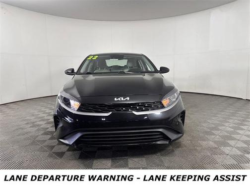 2022 Kia Forte LXS