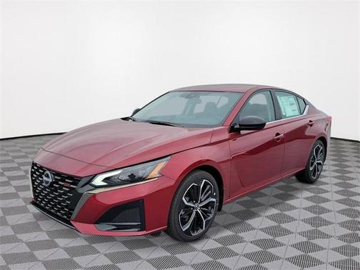 2025 Nissan Altima SR FWD