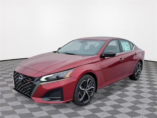 2025 Nissan Altima SR FWD