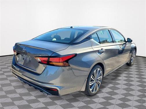 2025 Nissan Altima 2.5 SL