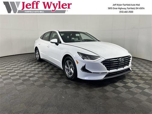 2023 Hyundai SONATA SE