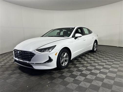 2023 Hyundai SONATA SE