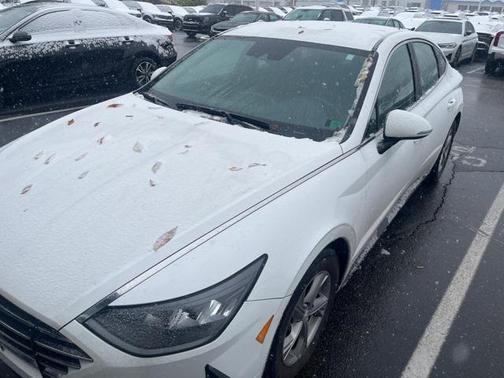 2023 Hyundai SONATA SE