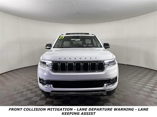 2023 Jeep Wagoneer L Series III 4x4