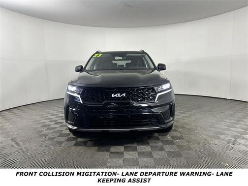 2023 Kia Sorento S