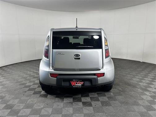2011 Kia Soul +