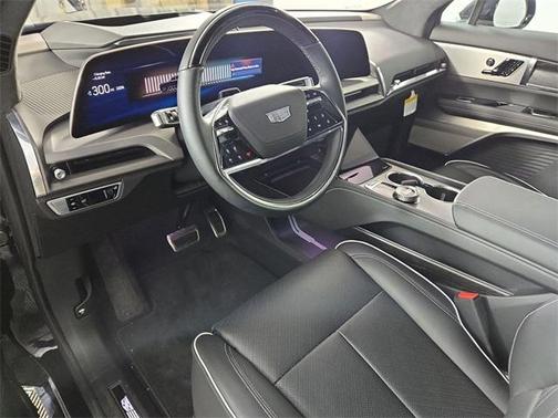 2026 Cadillac VISTIQ Platinum