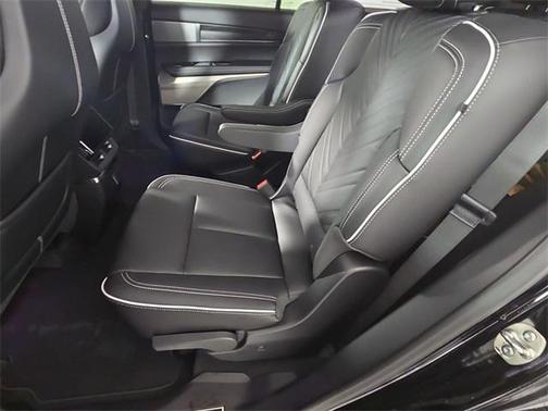 2026 Cadillac VISTIQ Platinum