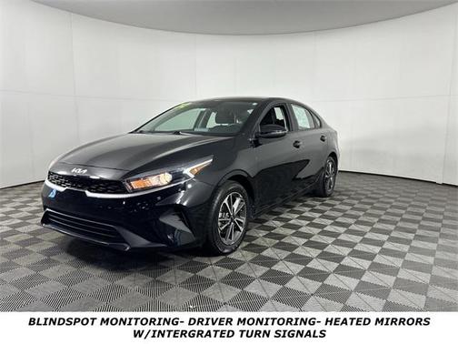 2022 Kia Forte LXS