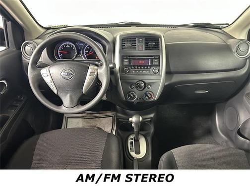 2015 Nissan Versa 1.6 SV