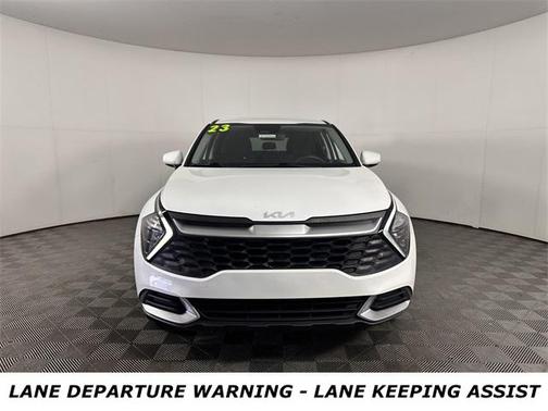 2023 Kia Sportage LX