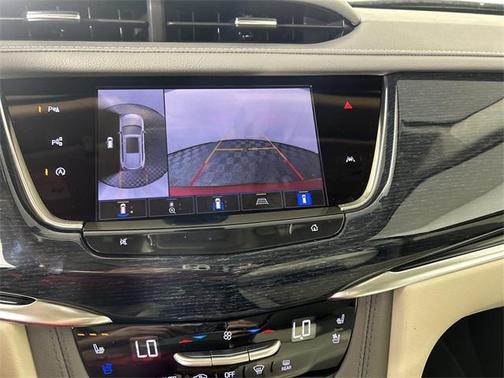 2025 Cadillac XT6 Premium Luxury AWD