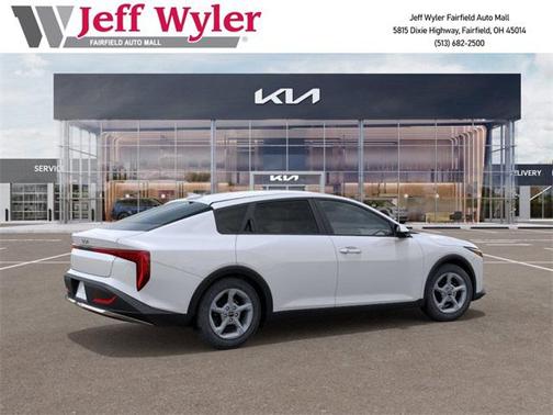 2025 Kia K4 LXS