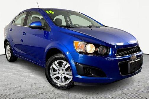 Kinetic Blue Metallic 2016 Chevrolet Sonic LT