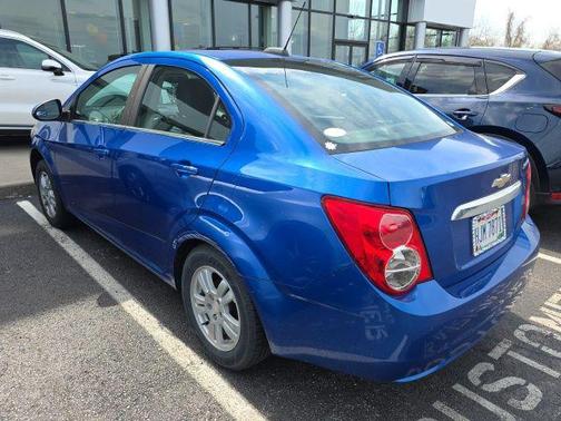 Kinetic Blue Metallic 2016 Chevrolet Sonic LT