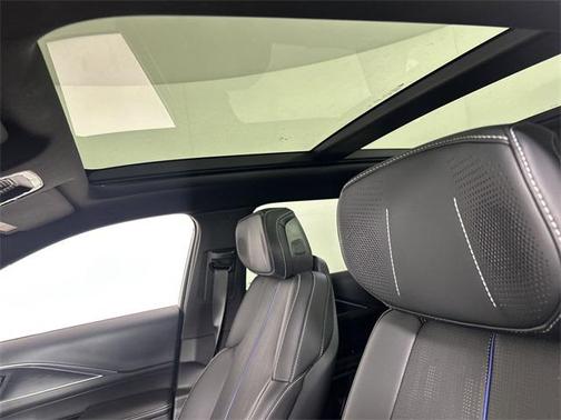 2025 Cadillac LYRIQ Luxury w/1SD