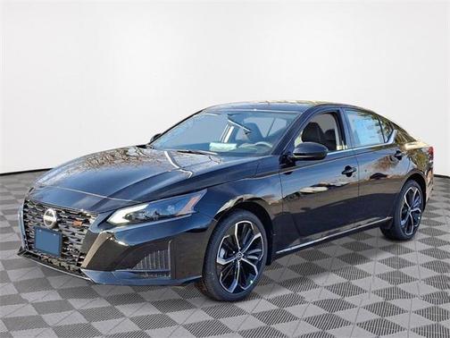 2025 Nissan Altima SR AWD