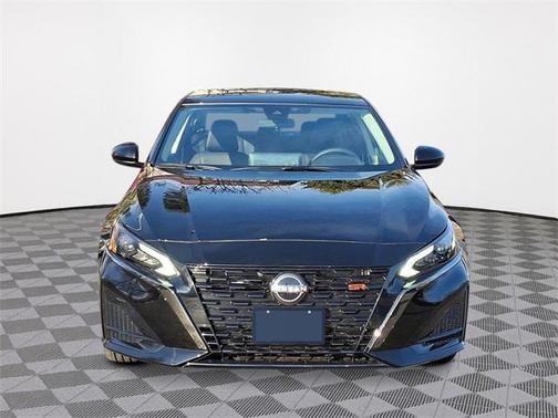 2025 Nissan Altima SR AWD