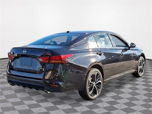 2025 Nissan Altima SR AWD